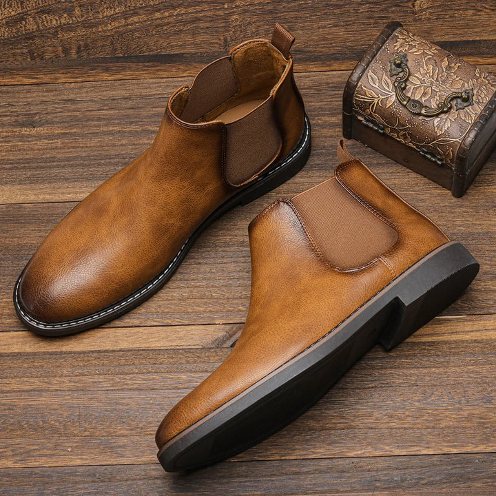 Wayne™ Timeless Chelsea Boots